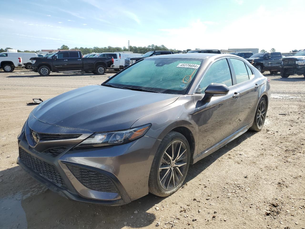 2022 TOYOTA CAMRY SE car image