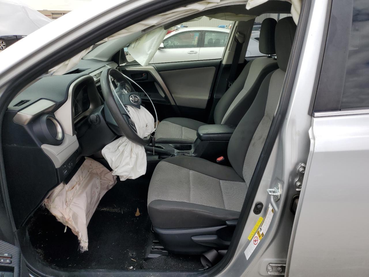 2014 TOYOTA RAV4 LE - Фото 7