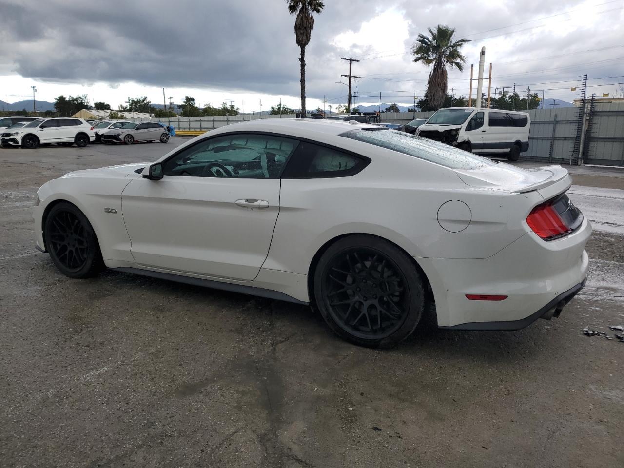 2018 FORD MUSTANG GT - Image 2