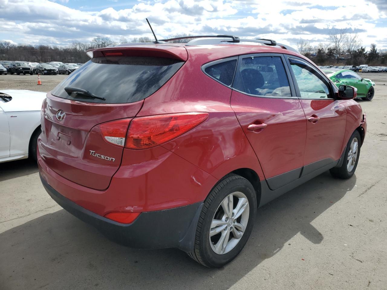 2012 HYUNDAI TUCSON GLS - Image 3
