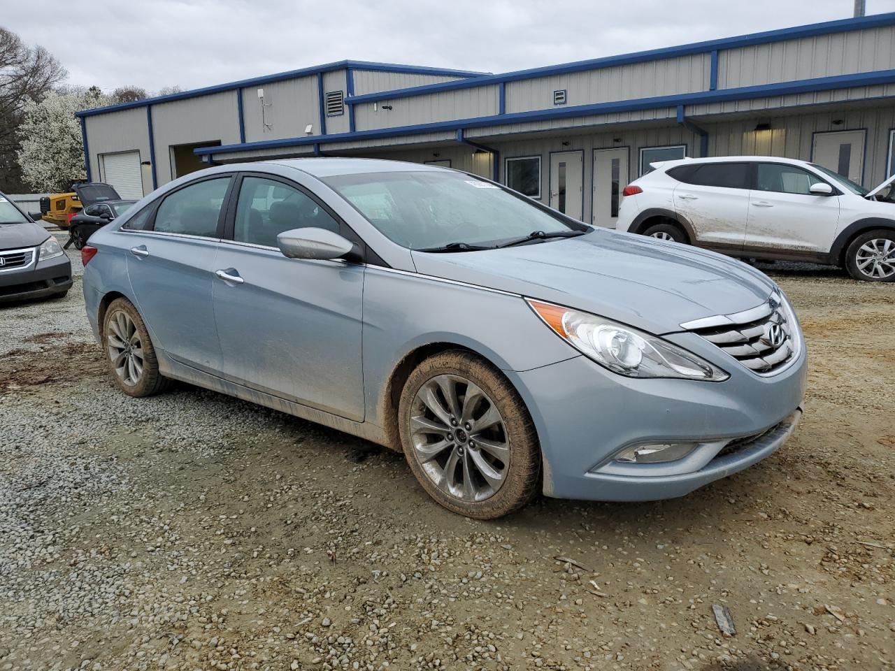 2011 HYUNDAI SONATA SE - Image 4