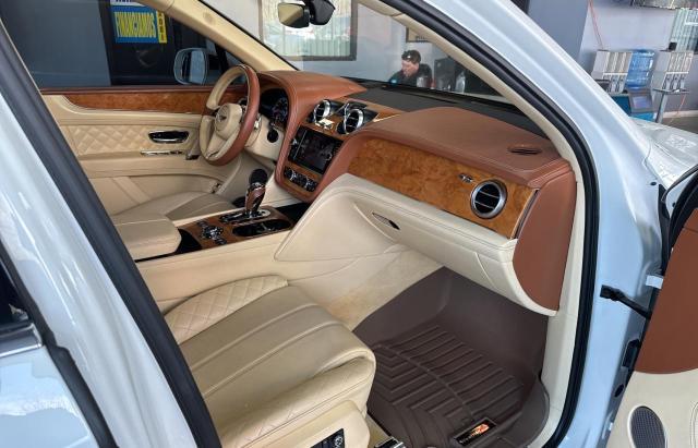 2017 Bentley Bentayga - Image 5