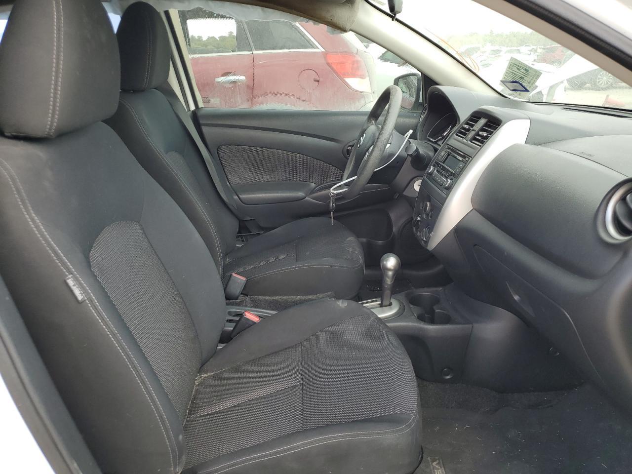 2016 NISSAN VERSA S - Фото 7