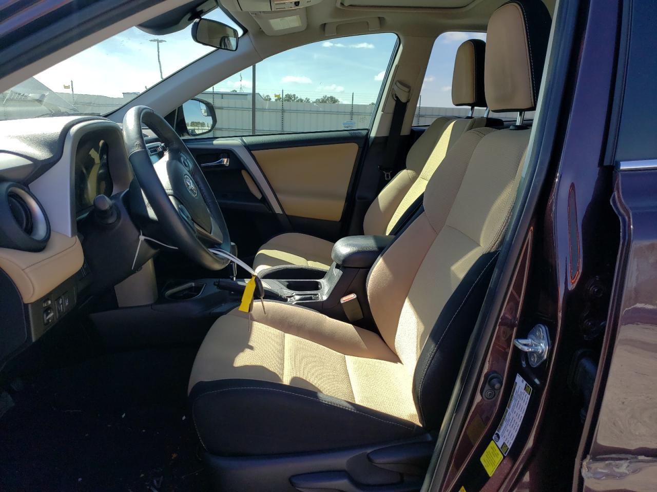 2017 TOYOTA RAV4 XLE - Image 7