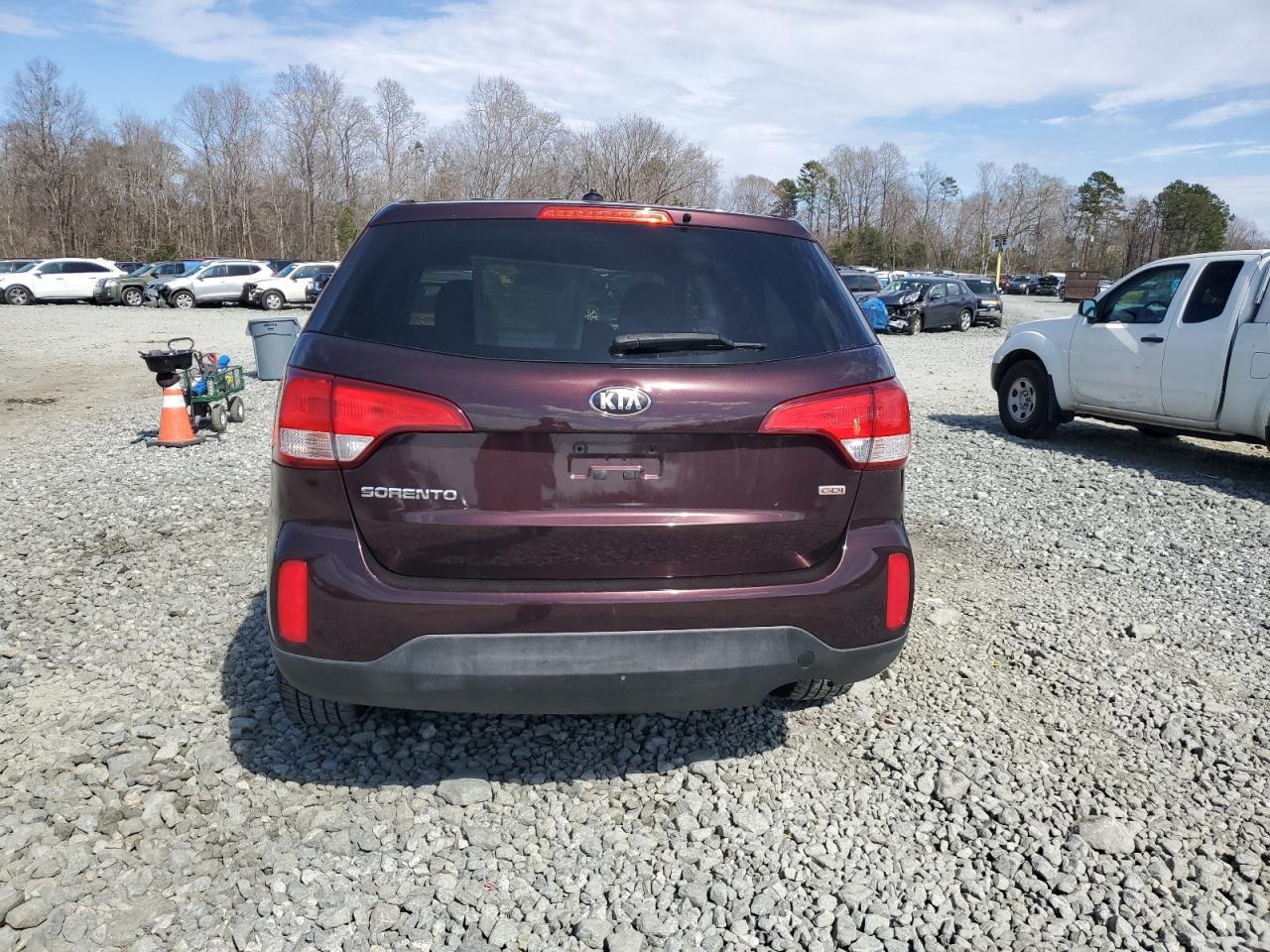 2014 KIA SORENTO LX - Фото 6