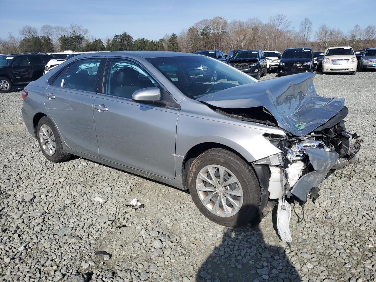 2016 TOYOTA CAMRY LE - Фото 4