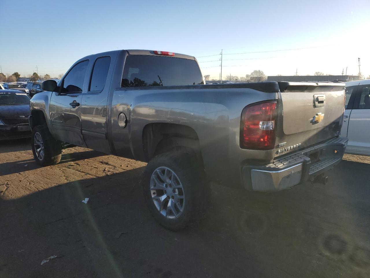 2012 CHEVROLET SILVERADO - Image 2