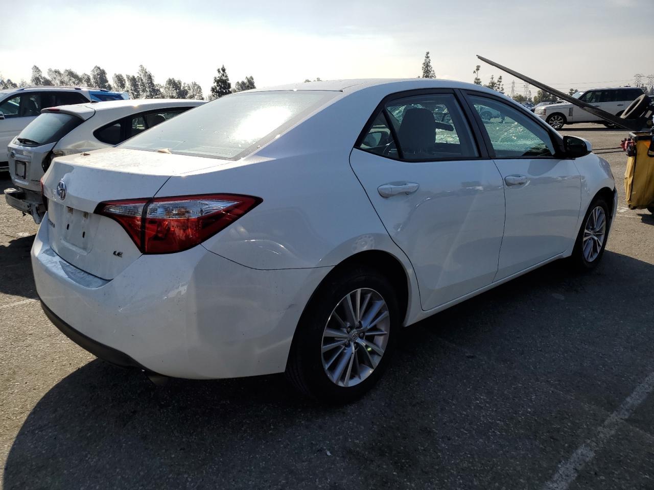 2015 TOYOTA COROLLA L - Image 3