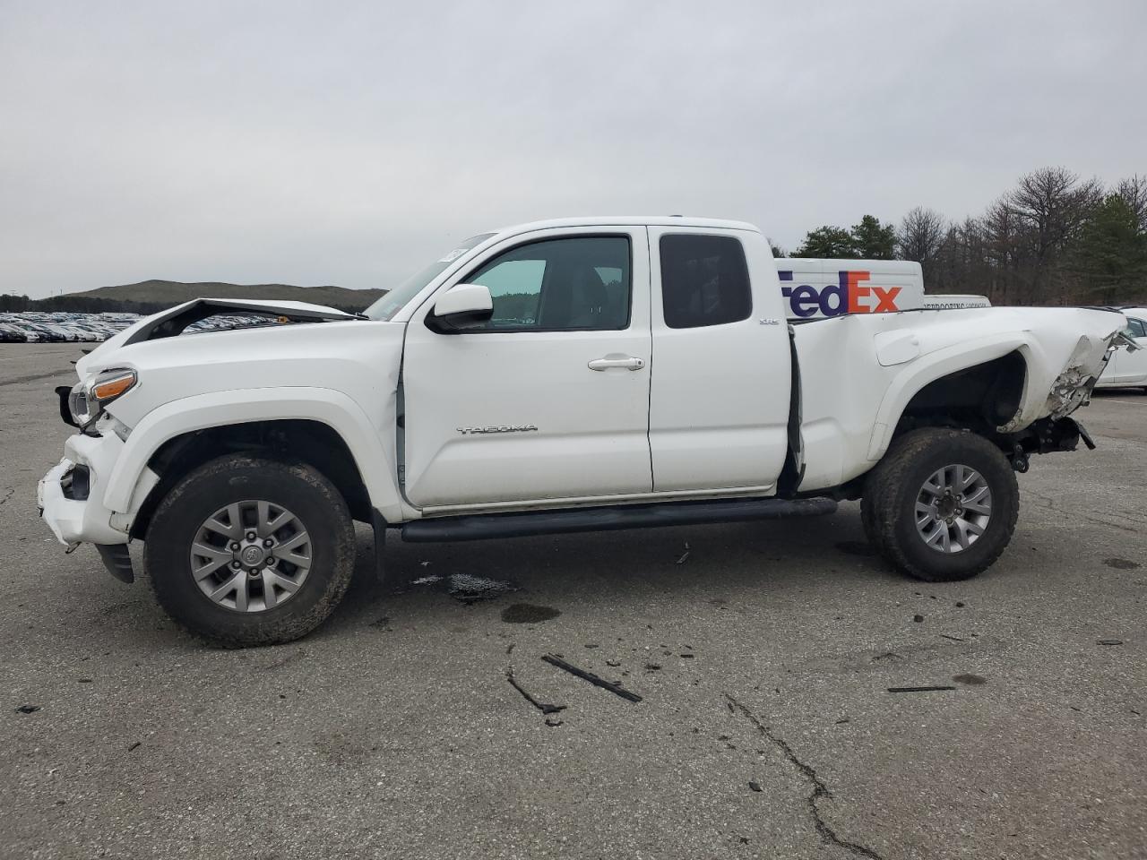 2018 TOYOTA TACOMA ACC