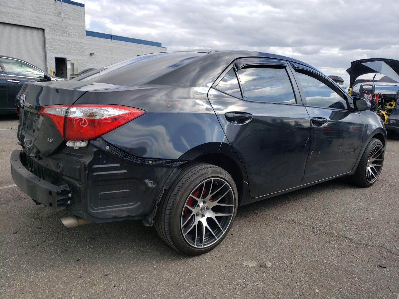 2016 TOYOTA COROLLA L - Фото 3