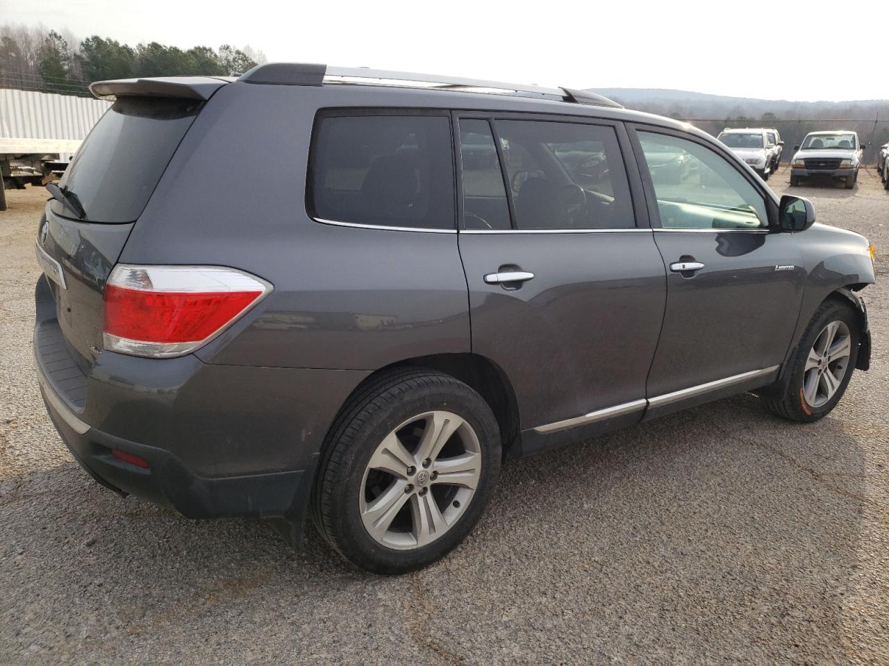 2012 TOYOTA HIGHLANDER - Image 3