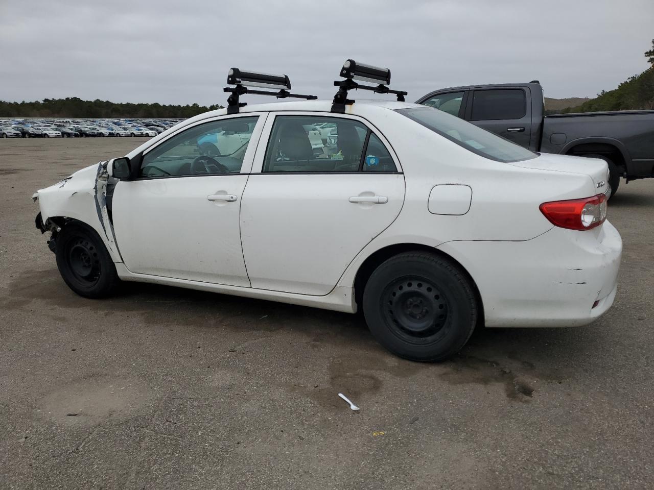 2013 TOYOTA COROLLA BA - Фото 2
