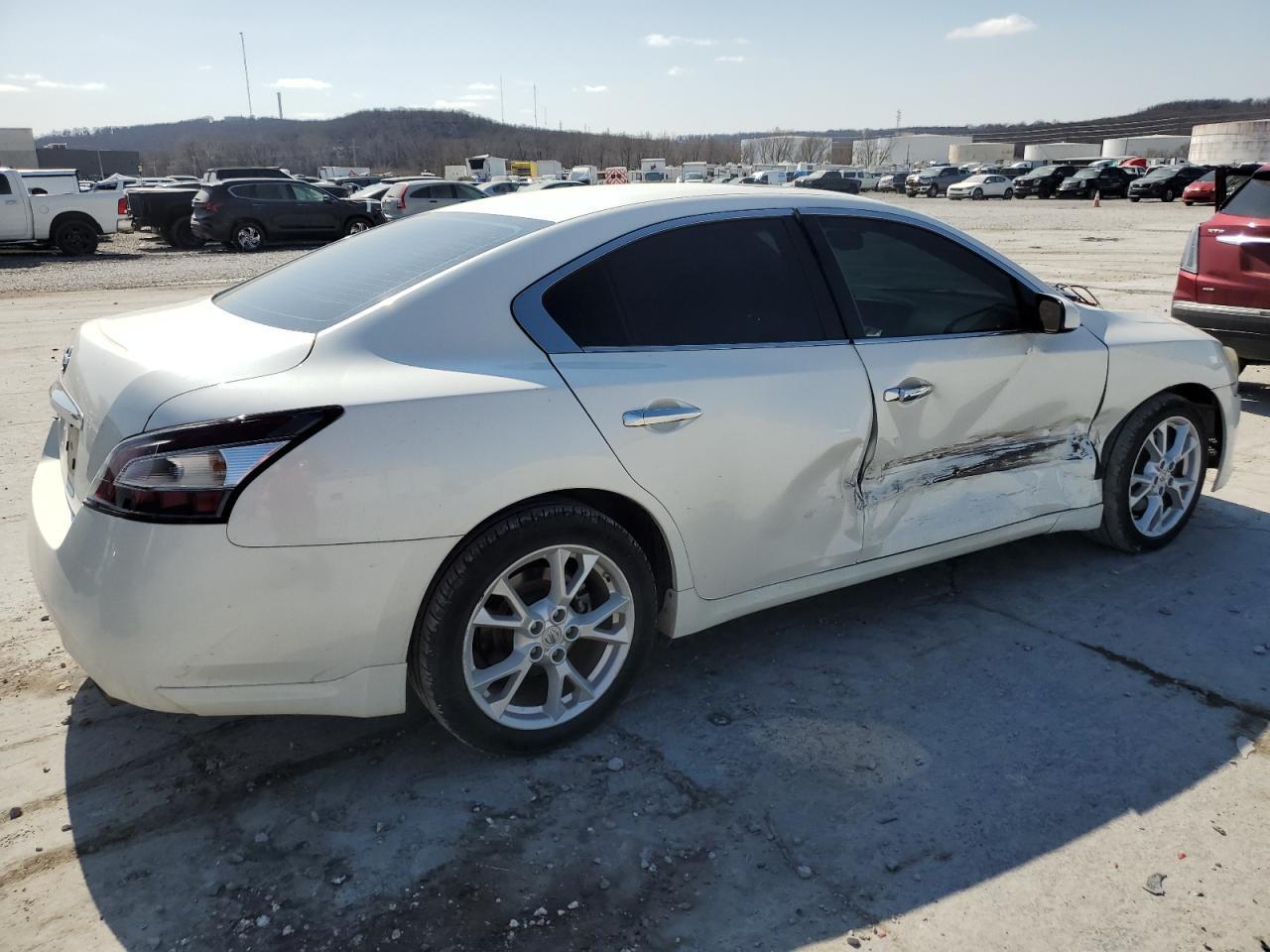 2014 NISSAN MAXIMA S - Фото 3