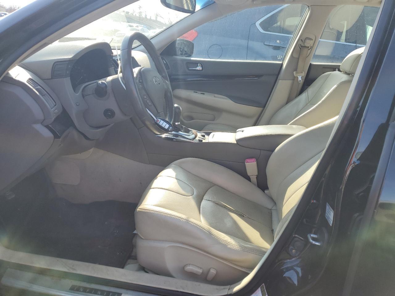 2012 INFINITI G37 - Image 7