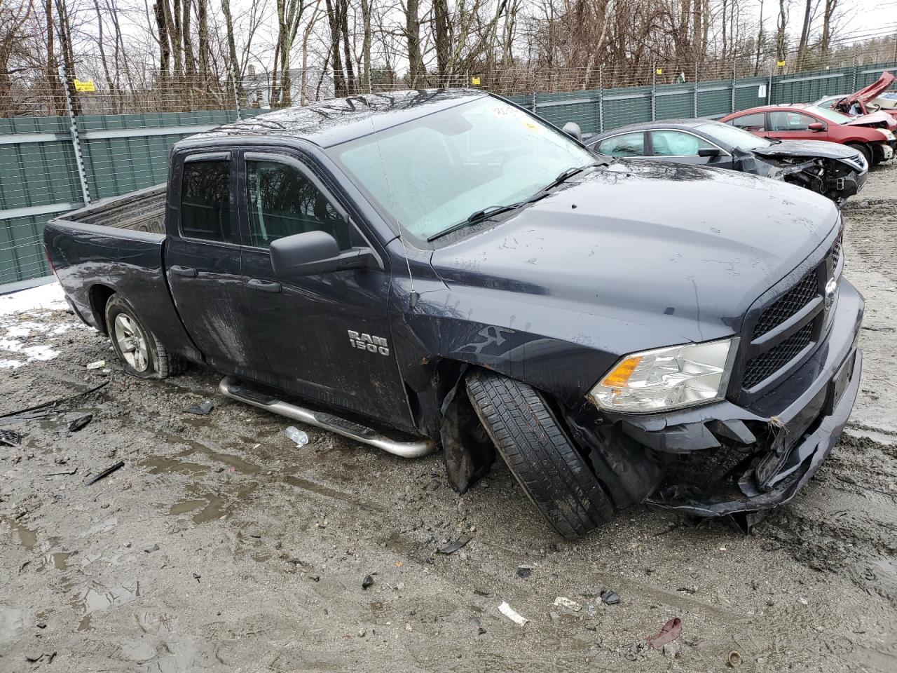 2017 RAM 1500 ST - Image 4