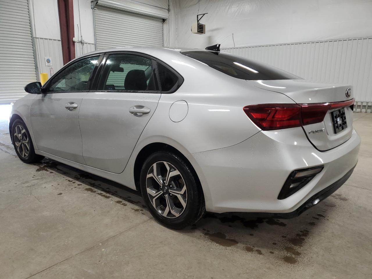 2020 KIA FORTE FE - Фото 2