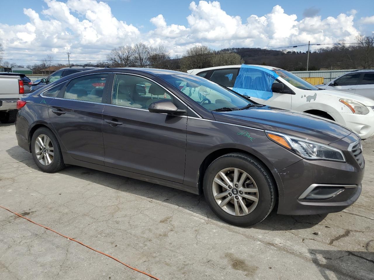 2017 HYUNDAI SONATA SE - Фото 4