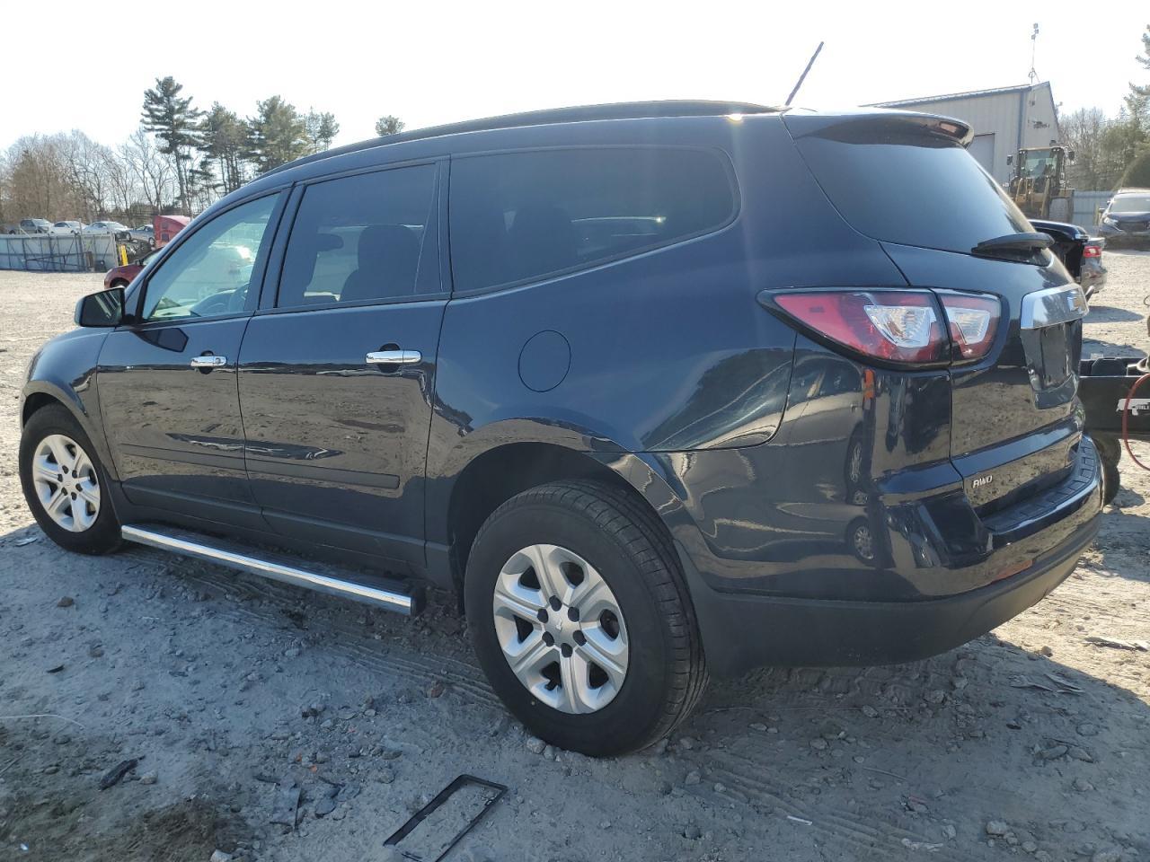 2015 CHEVROLET TRAVERSE L - Фото 2