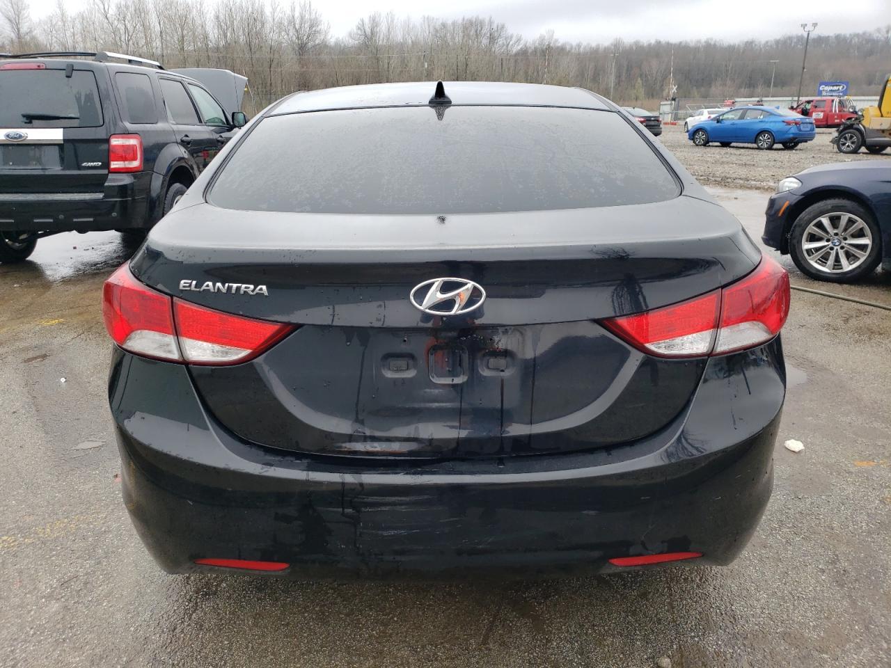 2013 HYUNDAI ELANTRA GL - Image 6