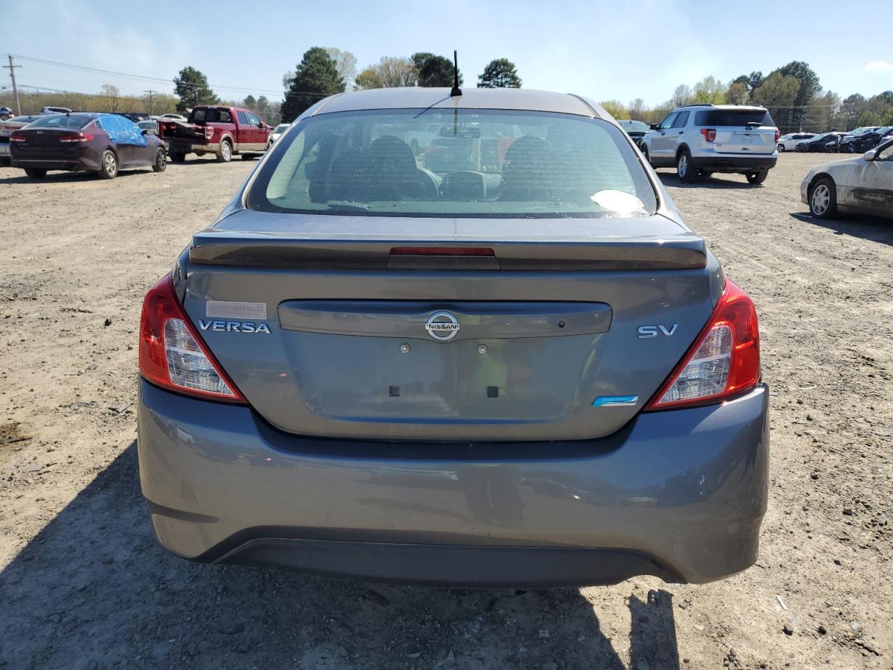 2016 NISSAN VERSA S - Image 6