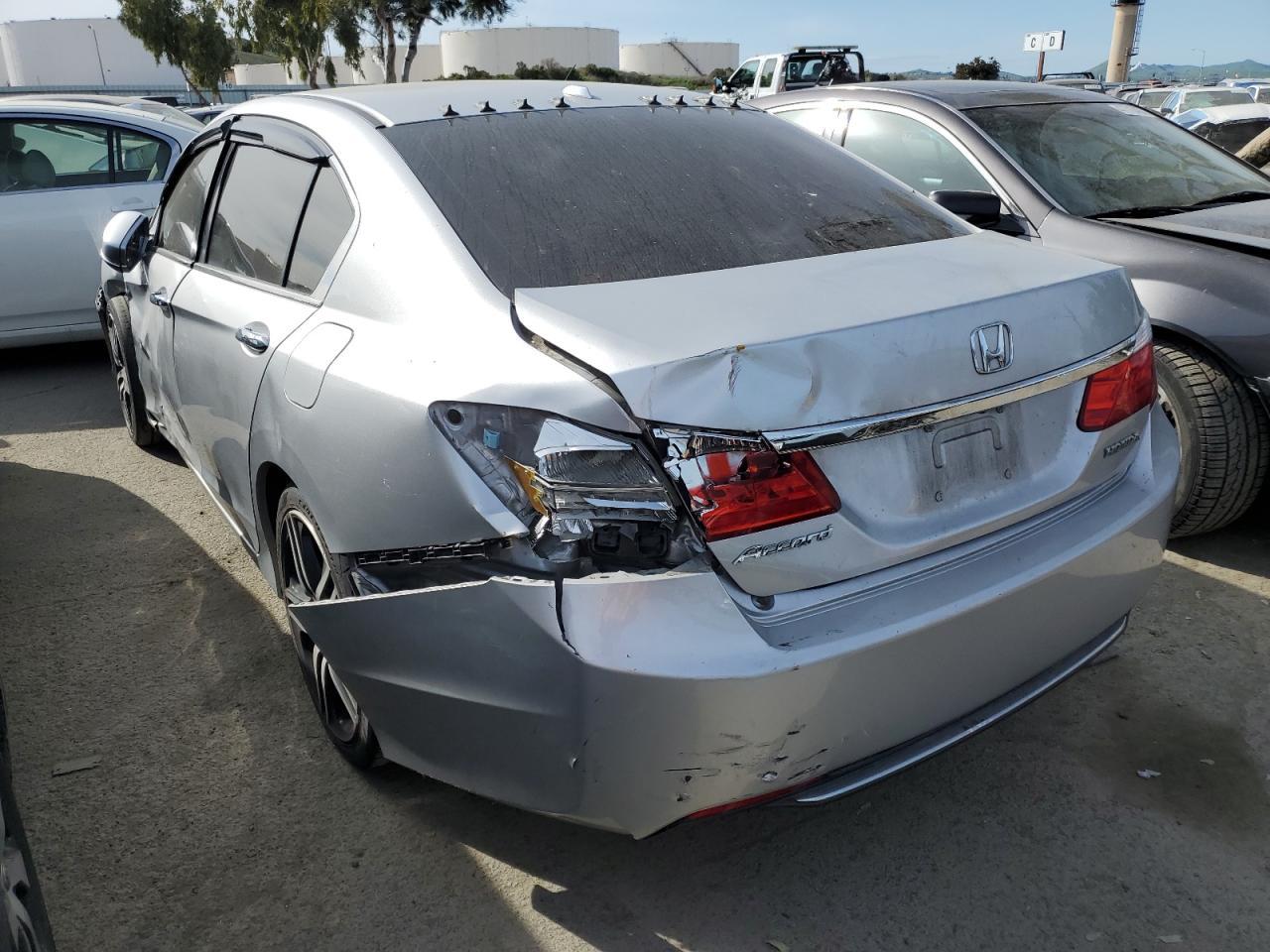 2015 HONDA ACCORD EXL - Image 2