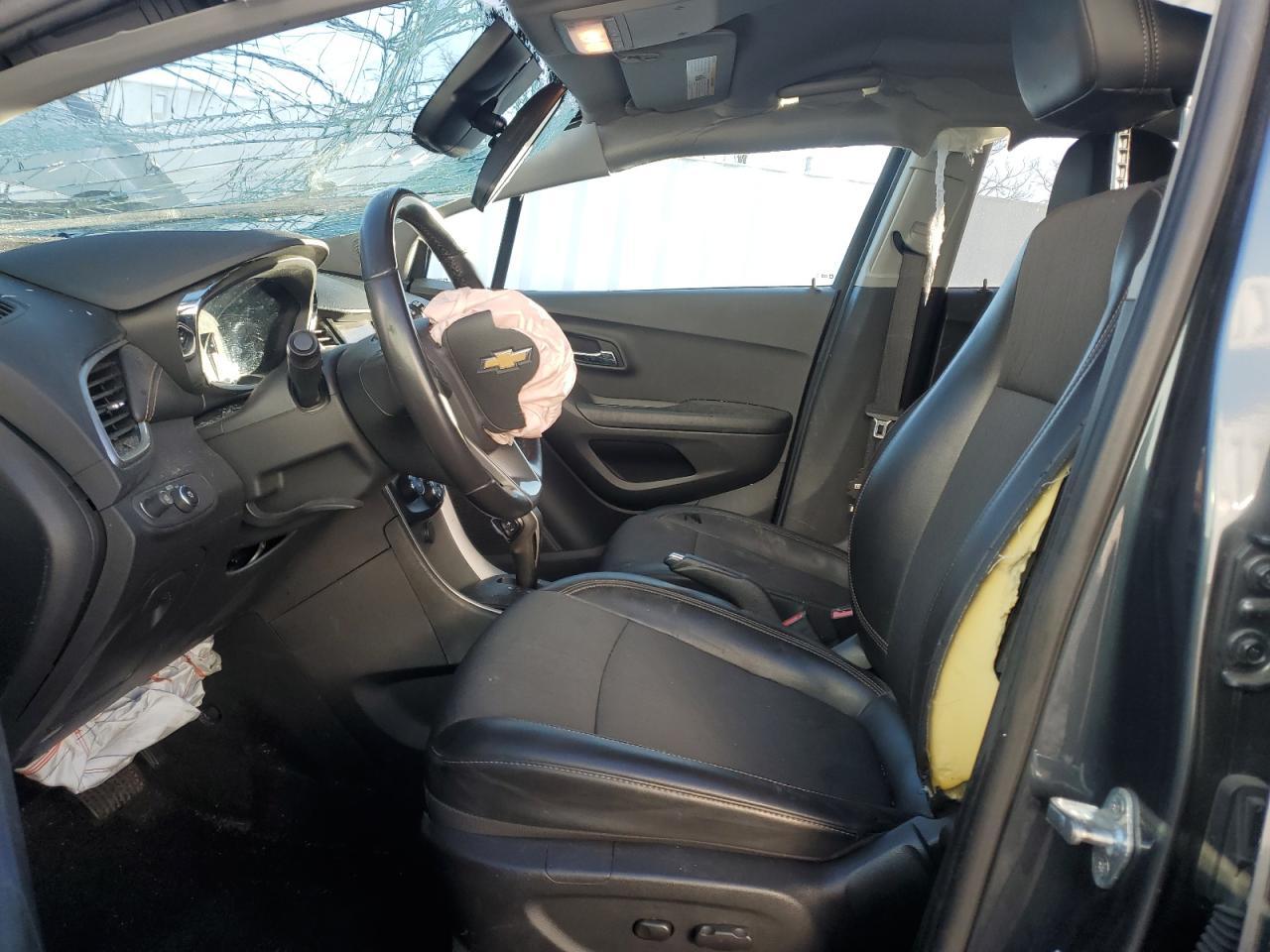 2021 CHEVROLET TRAX 1LT - Image 7