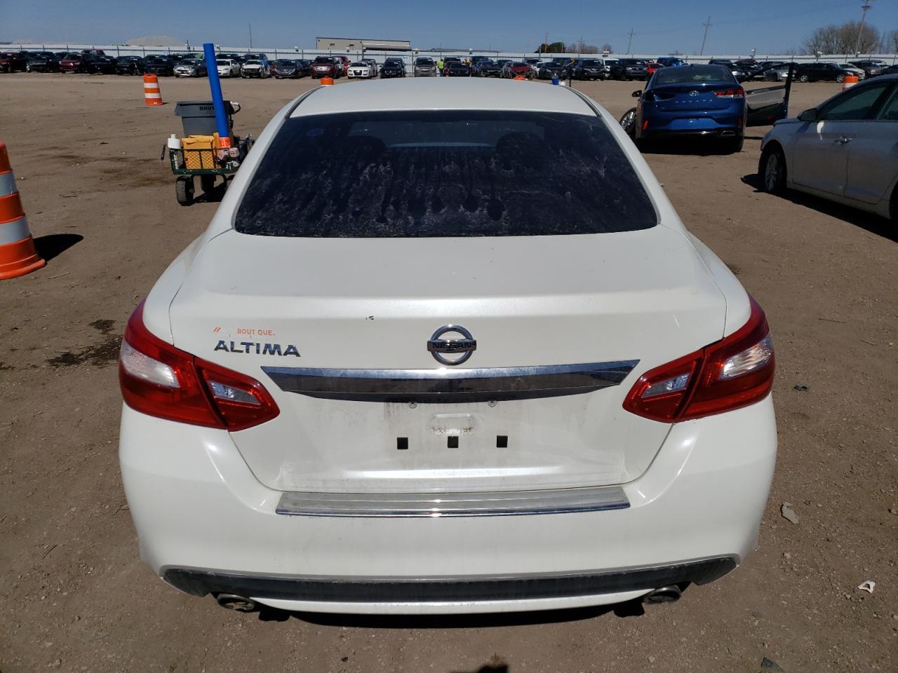 2016 NISSAN ALTIMA 2.5 - Фото 6