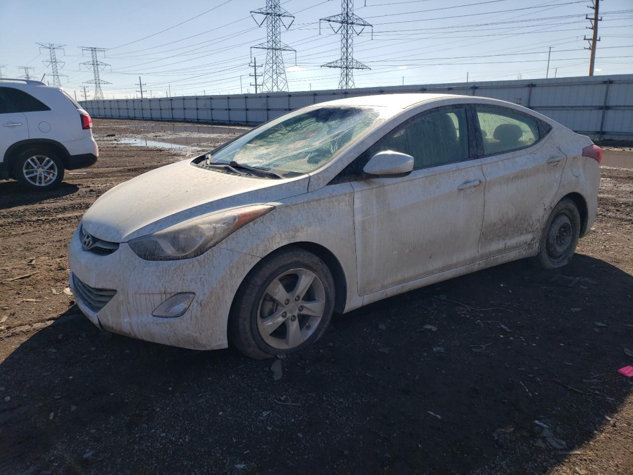 2013 HYUNDAI ELANTRA GL