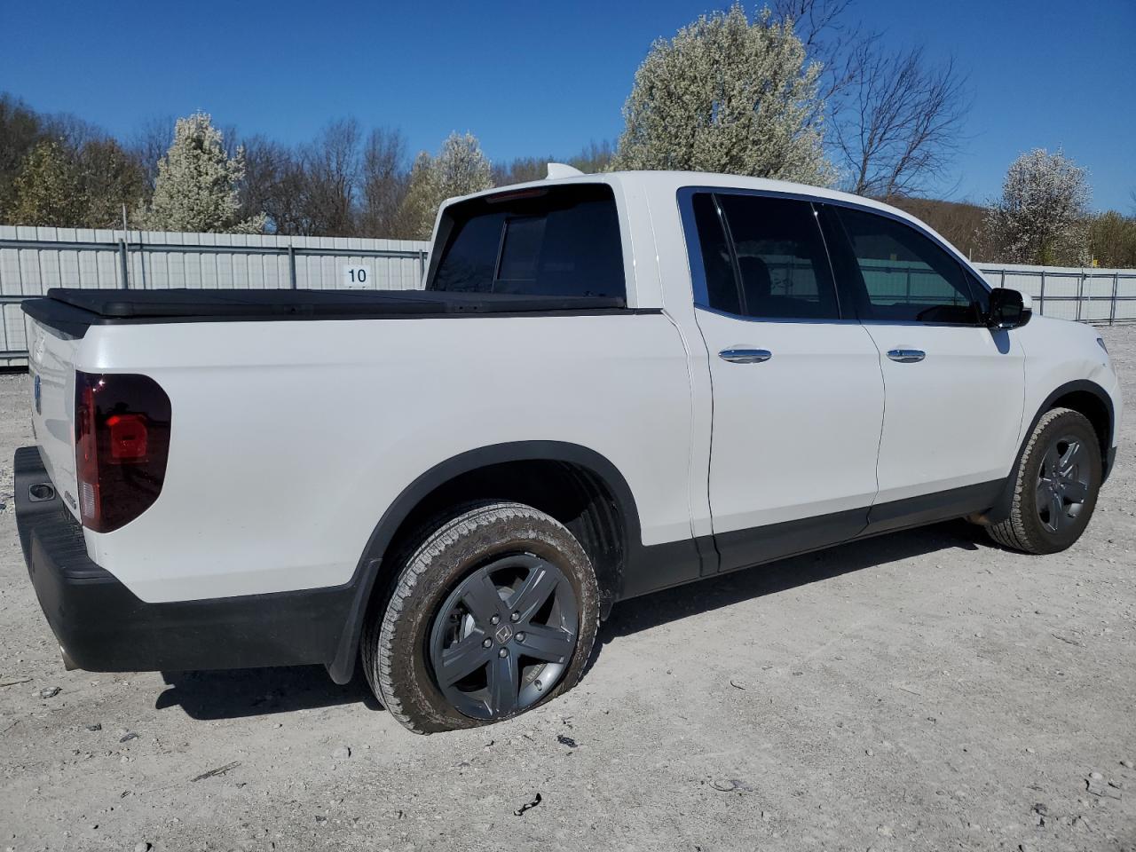 2023 HONDA RIDGELINE - Image 3