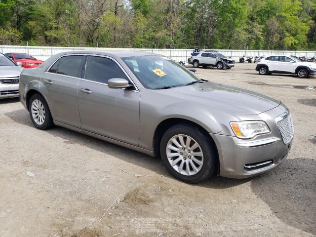 2014 Chrysler 300 - Image 4