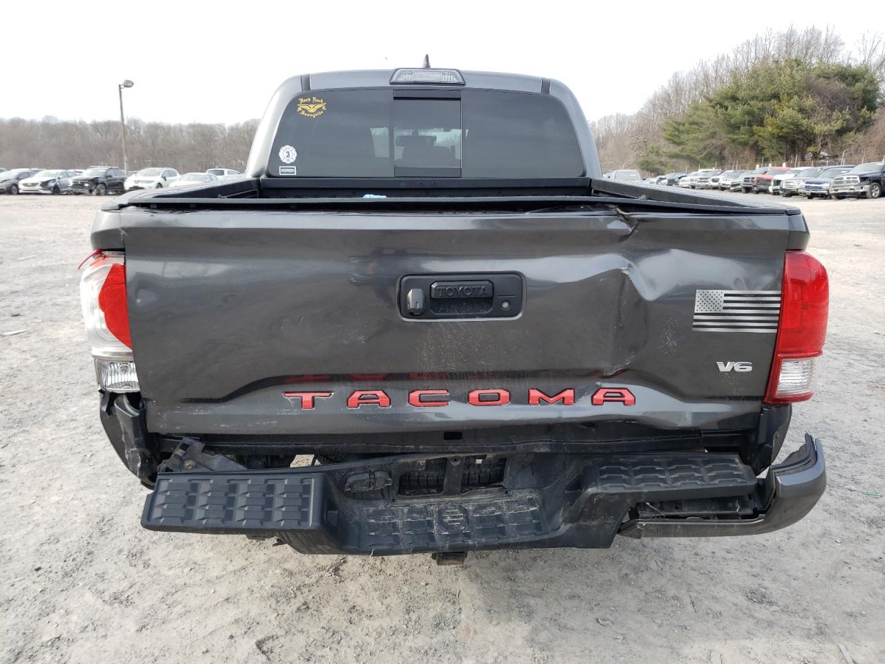 2017 TOYOTA TACOMA DOU - Фото 6