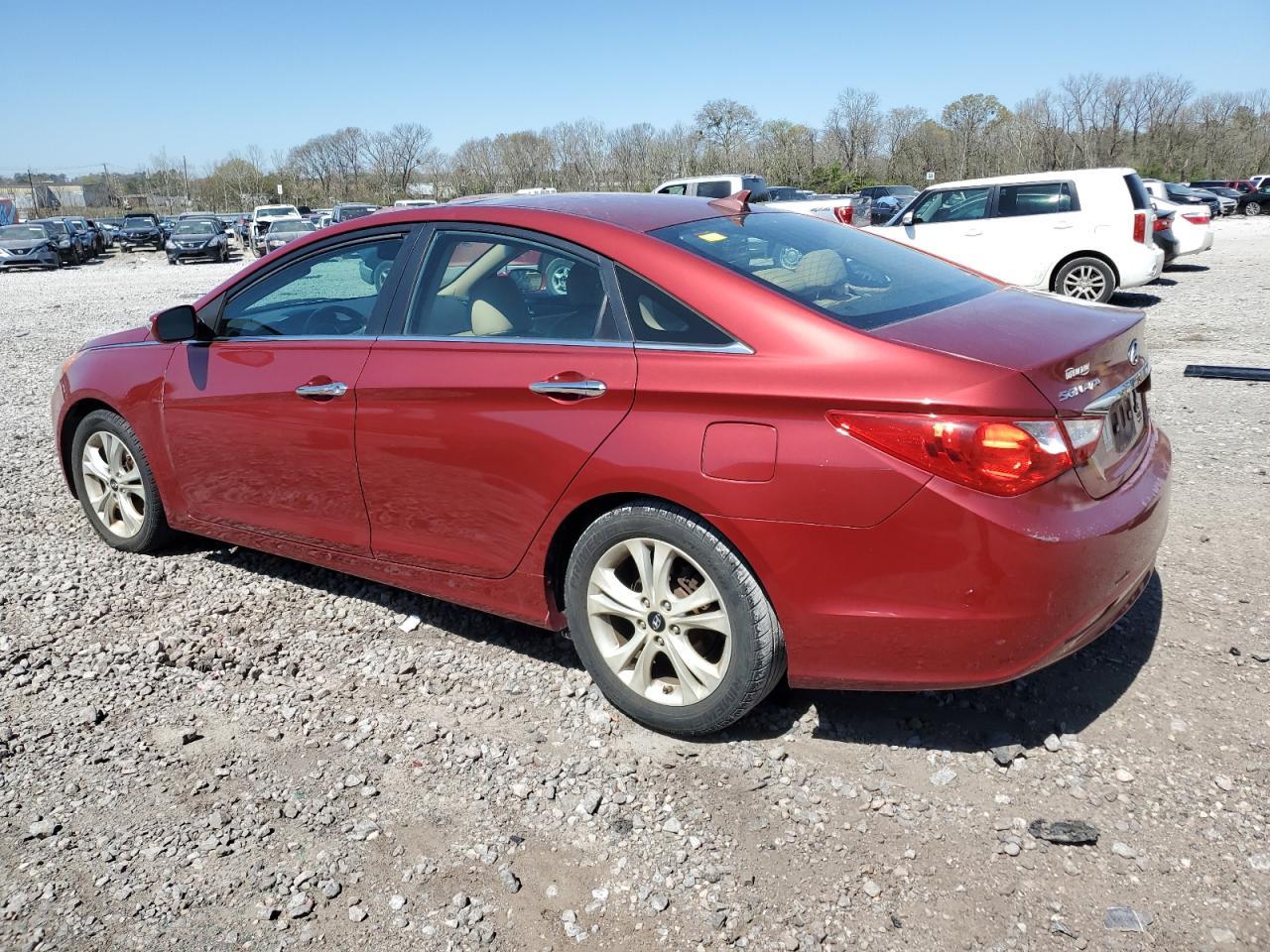 2011 HYUNDAI SONATA SE - Image 2