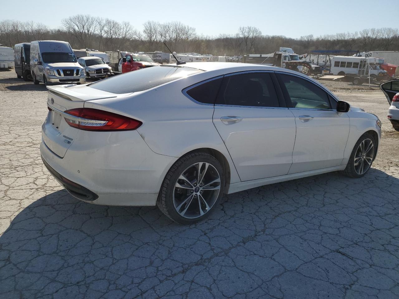 2017 FORD FUSION TIT - Фото 3