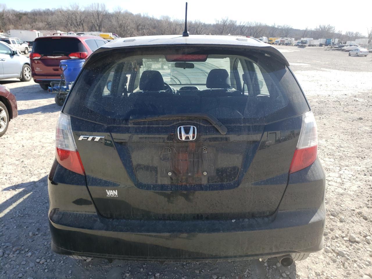 2013 HONDA FIT SPORT - Image 6