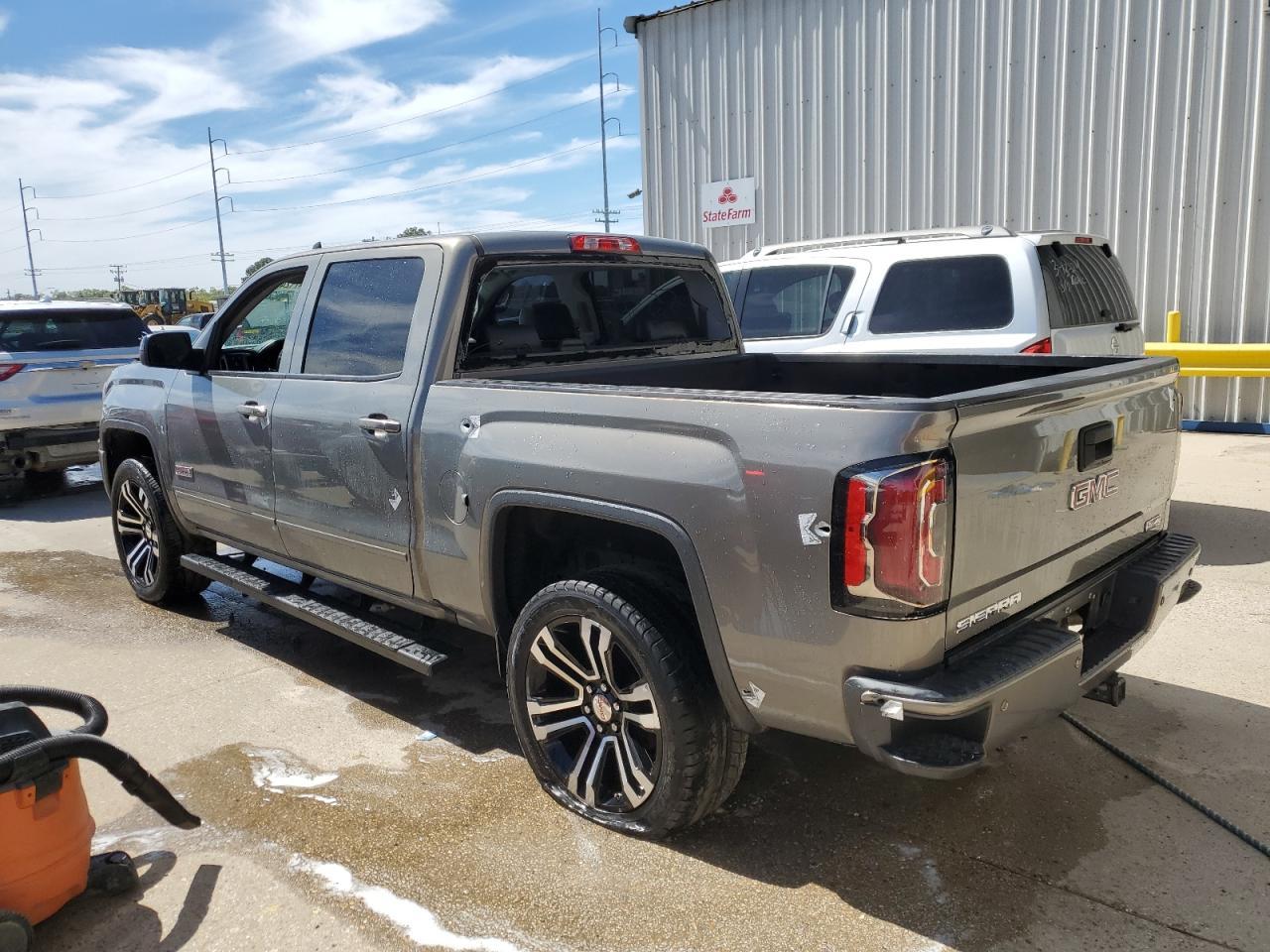 2017 GMC SIERRA K15 - Image 2