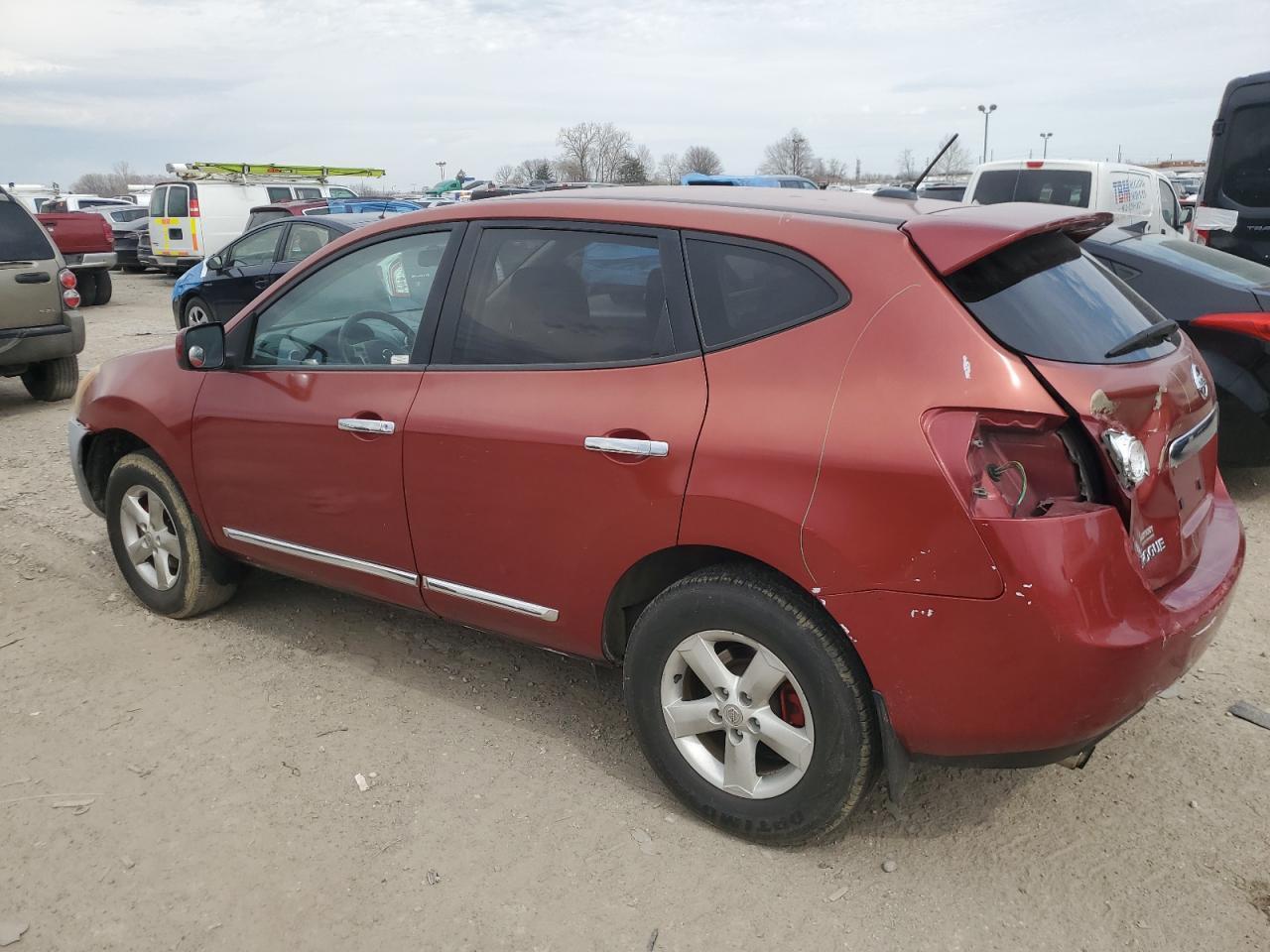 2013 NISSAN ROGUE S - Фото 2