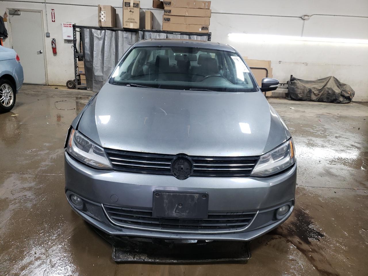 2013 VOLKSWAGEN JETTA TDI - Фото 5