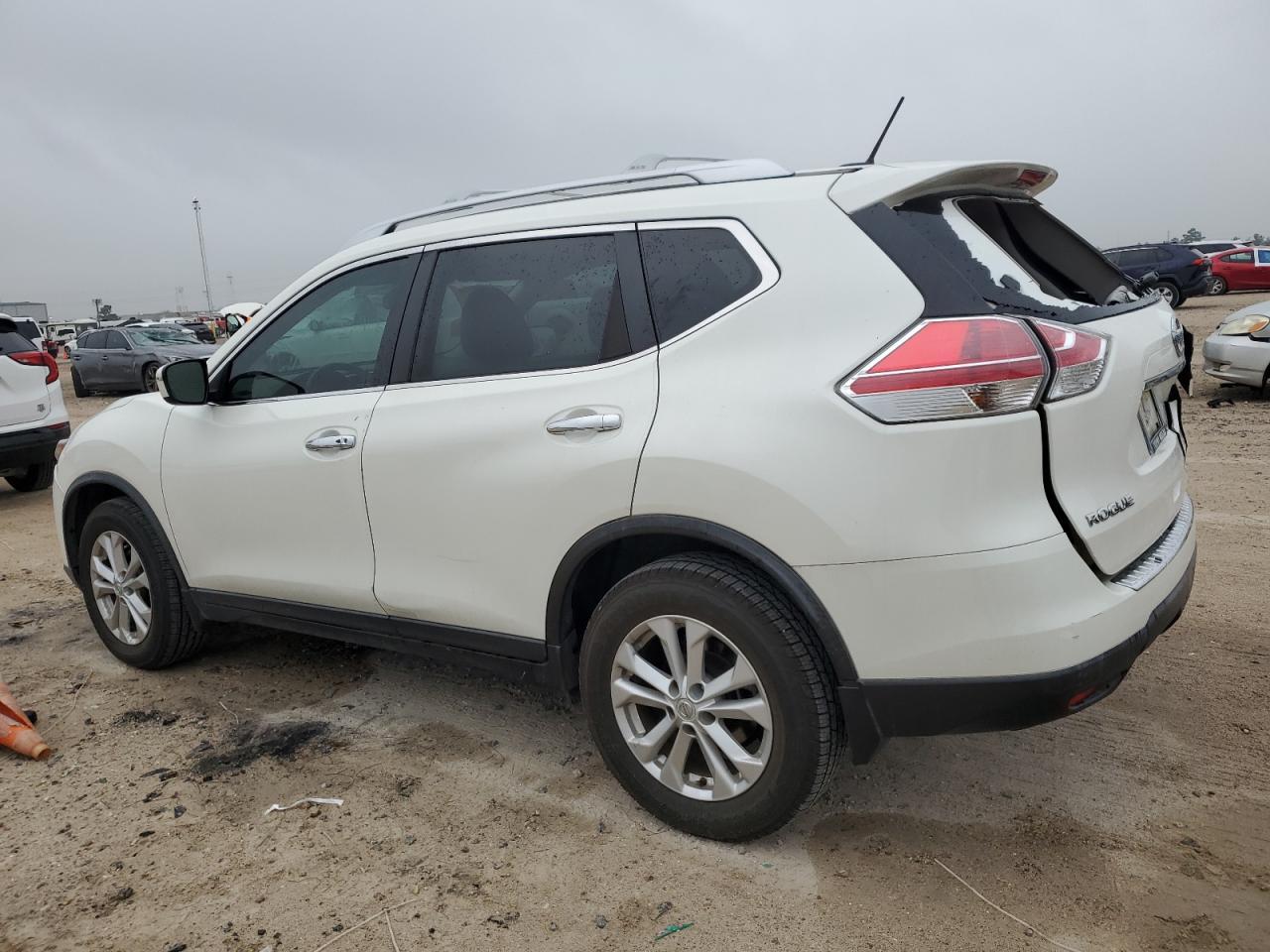 2016 NISSAN ROGUE S AW - Фото 2