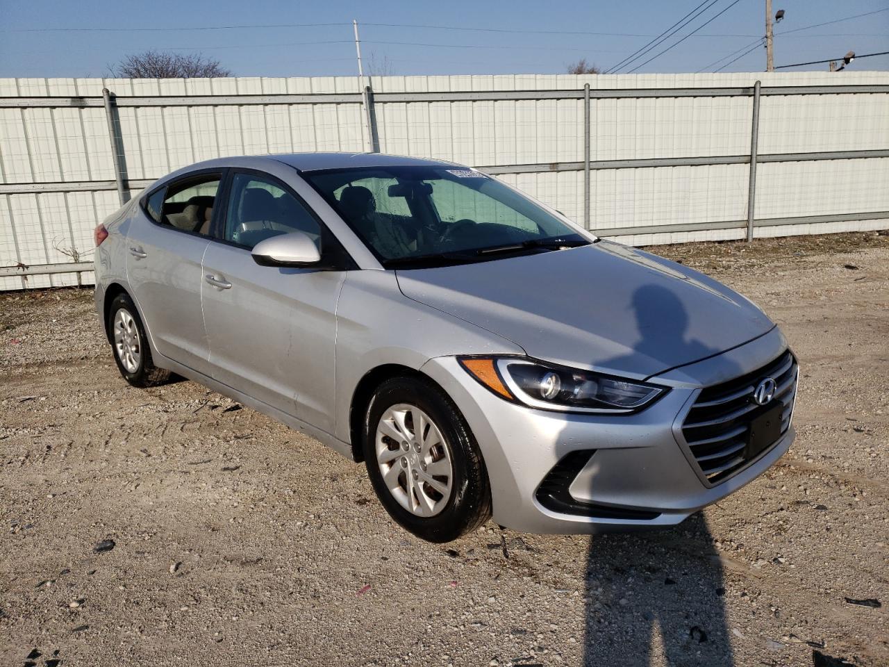 2017 HYUNDAI ELANTRA SE - Фото 4
