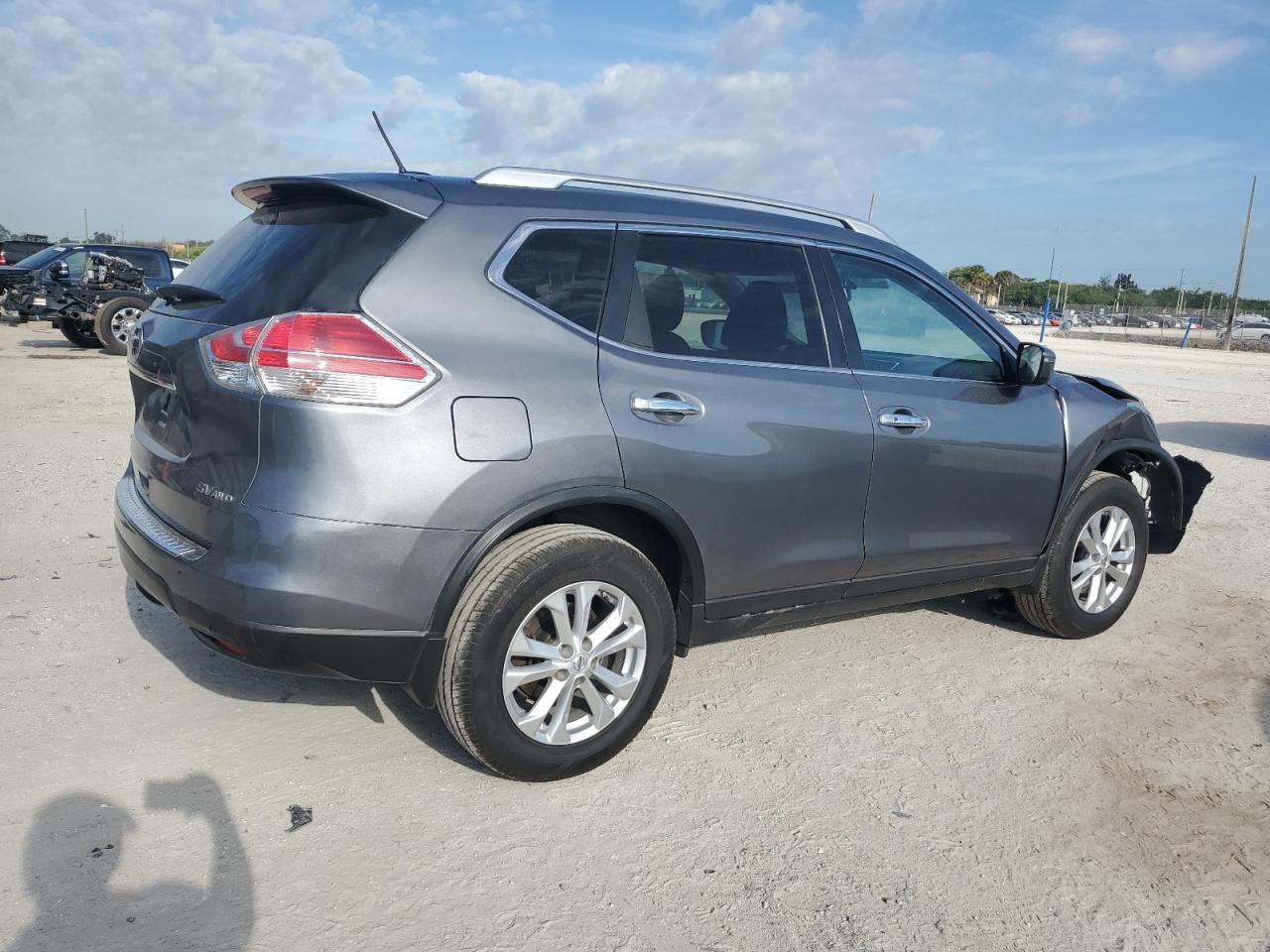 2016 NISSAN ROGUE S - Фото 3