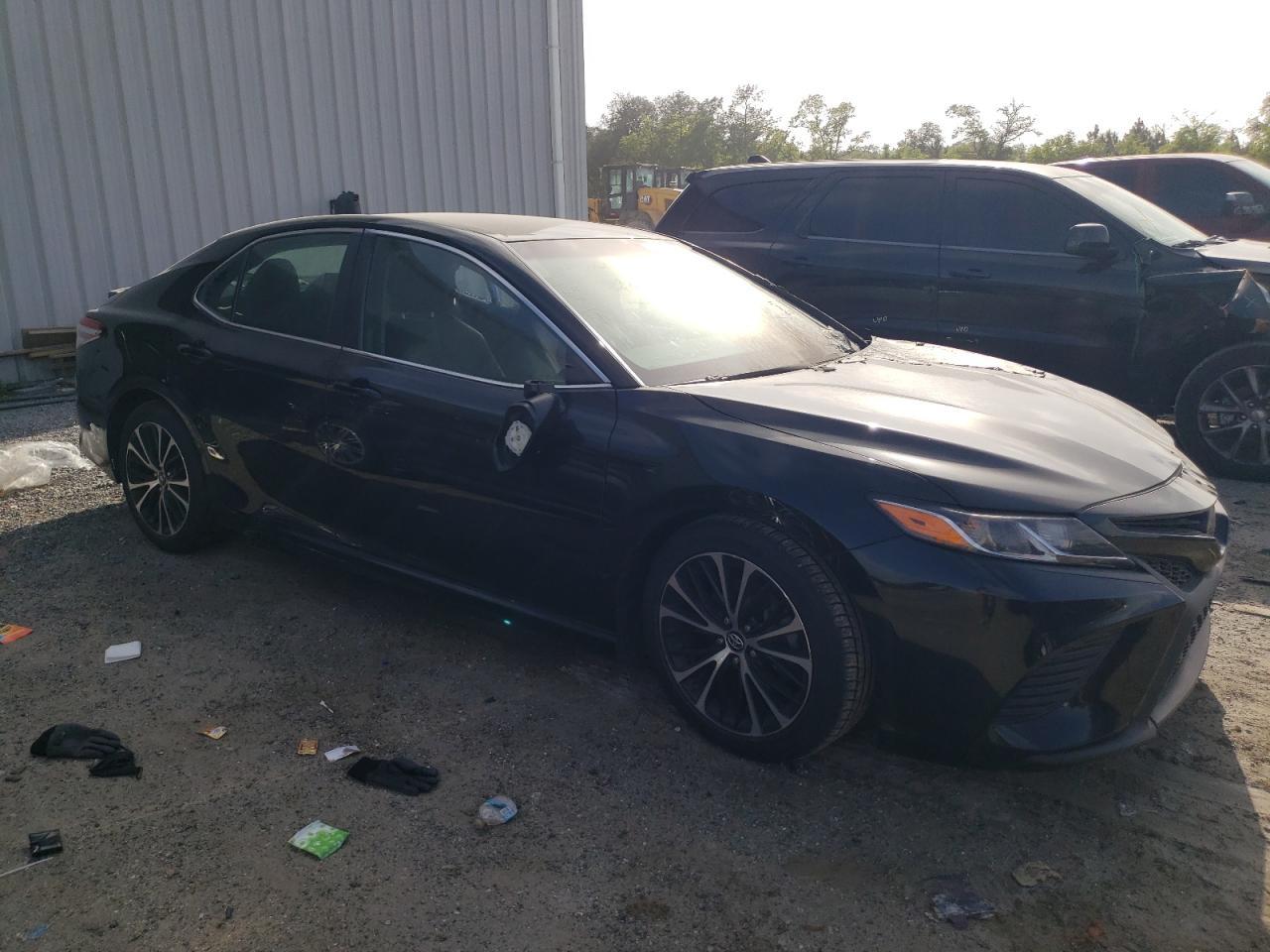 2018 TOYOTA CAMRY L - Image 4