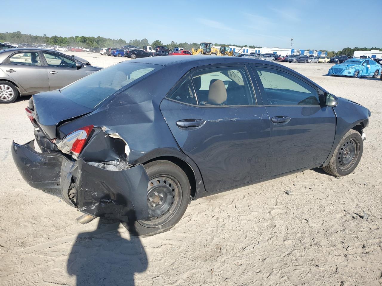 2016 TOYOTA COROLLA L - Фото 3