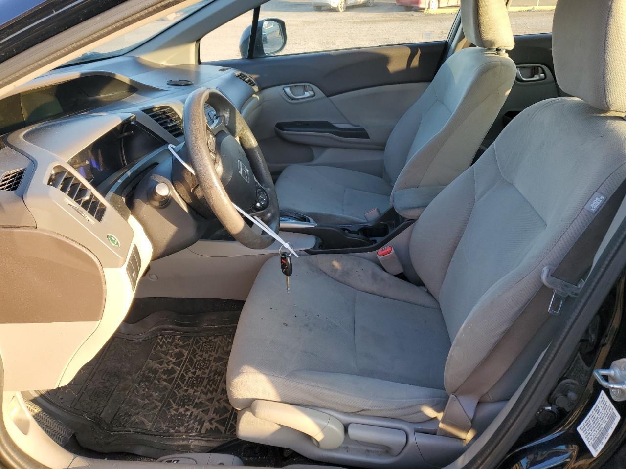 2012 HONDA CIVIC LX - Фото 7