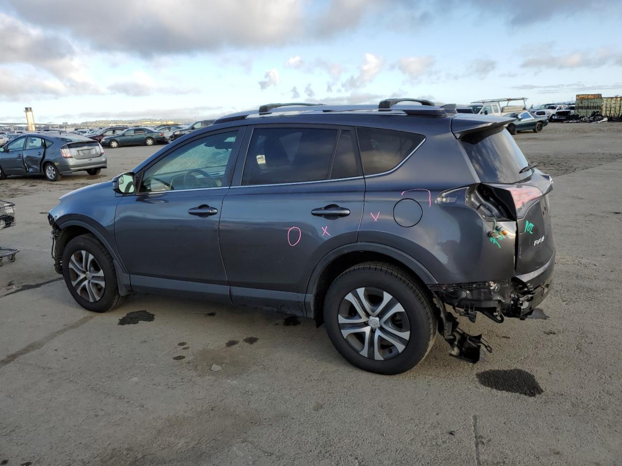 2018 TOYOTA RAV4 LE - Image 2