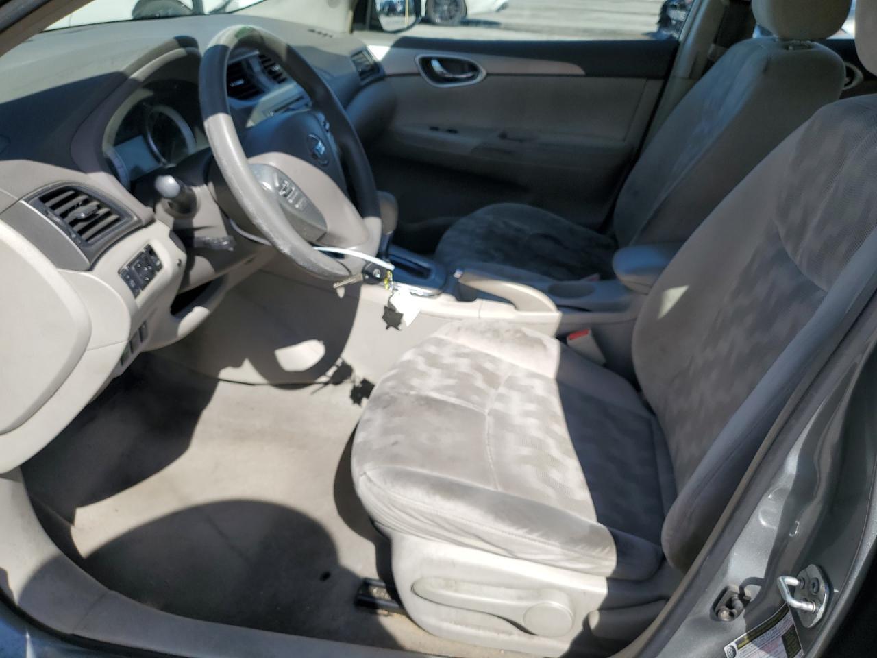 2013 NISSAN SENTRA S - Фото 7