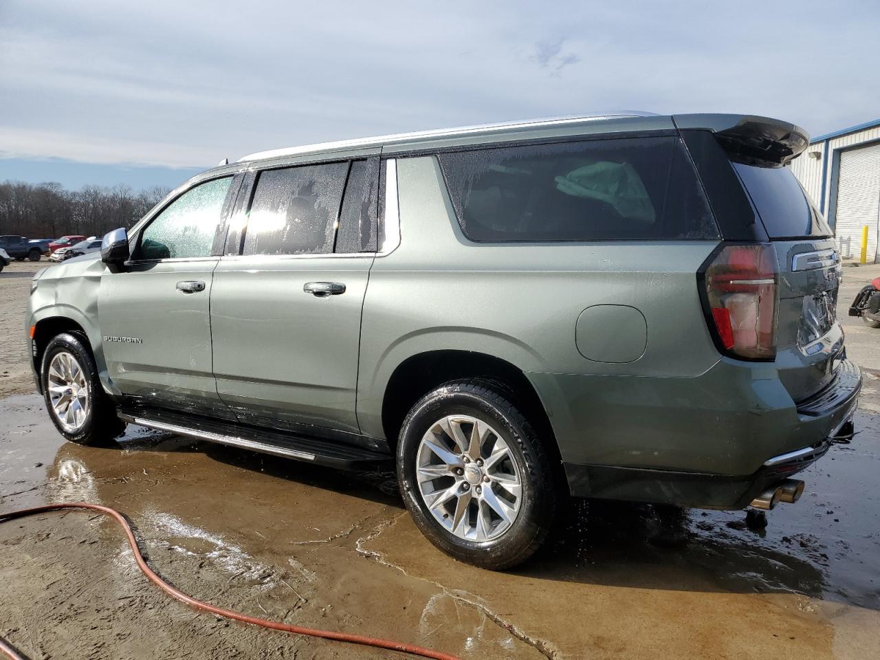 2023 CHEVROLET SUBURBAN C - Фото 2