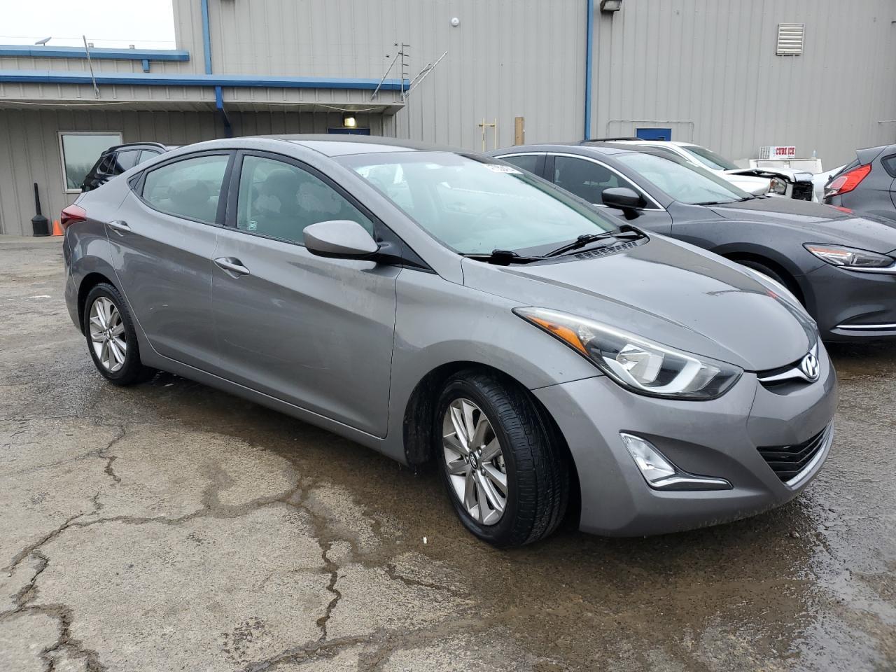 2014 HYUNDAI ELANTRA SE - Image 4