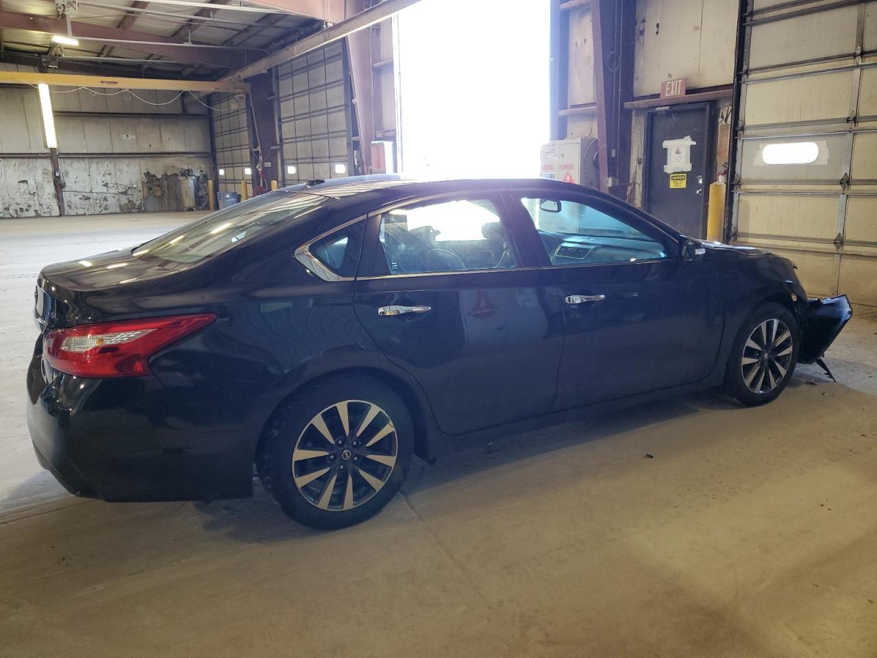 2017 NISSAN ALTIMA 2.5 - Фото 3