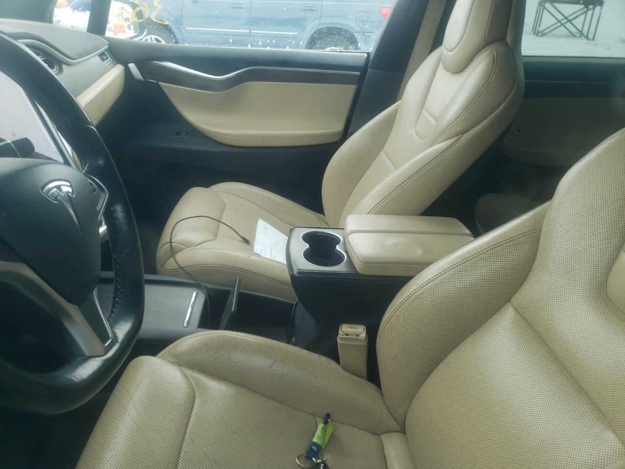 2016 TESLA MODEL X - Фото 7