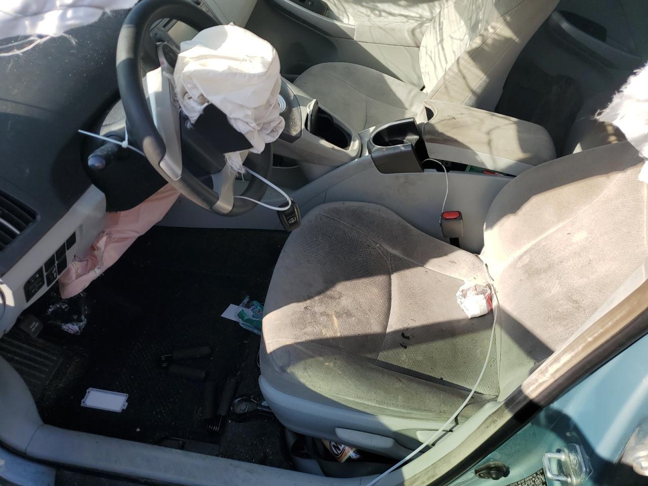 2015 TOYOTA PRIUS - Фото 7
